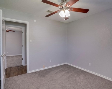 226 Claris Ln - Photo Thumbnail 13