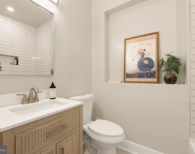 1128 Morse Street Ne - Photo Thumbnail 19