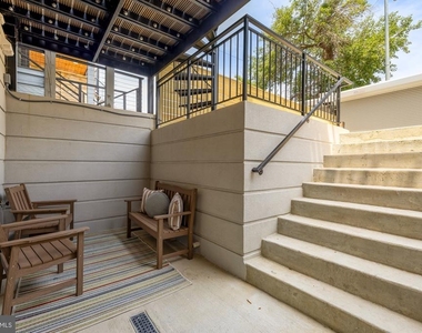 1128 Morse Street Ne - Photo Thumbnail 15