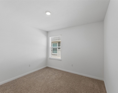 17197 Purple Top Ln - Photo Thumbnail 5