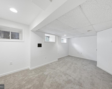 1419 Monroe Street Nw - Photo Thumbnail 30