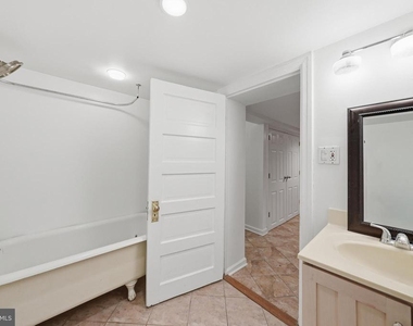 1419 Monroe Street Nw - Photo Thumbnail 33