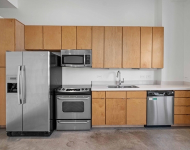507 Sabine St - Photo Thumbnail 22