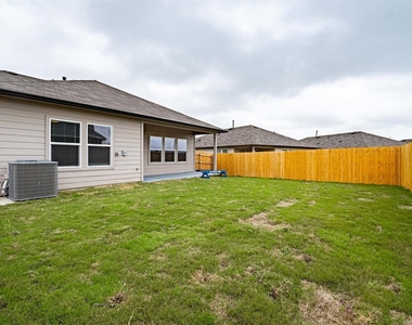 204 Lily Pond Trl - Photo Thumbnail 27