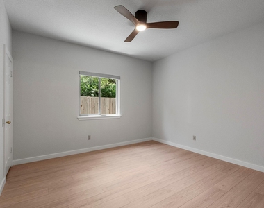 6304 Walebridge Ln - Photo Thumbnail 26