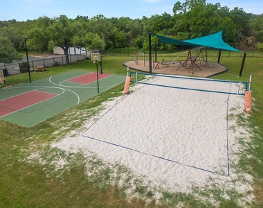 6304 Walebridge Ln - Photo Thumbnail 35