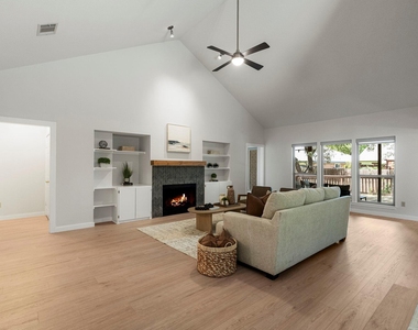 6304 Walebridge Ln - Photo Thumbnail 13
