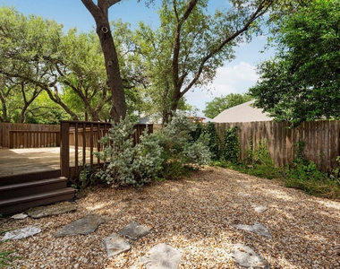 6304 Walebridge Ln - Photo Thumbnail 33