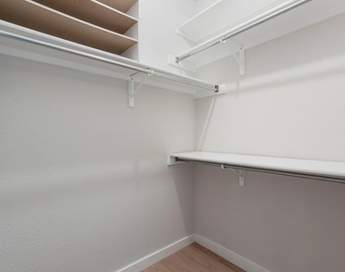 6304 Walebridge Ln - Photo Thumbnail 25