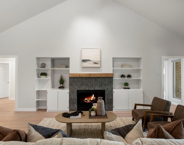 6304 Walebridge Ln - Photo Thumbnail 11