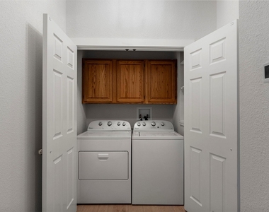 6304 Walebridge Ln - Photo Thumbnail 28
