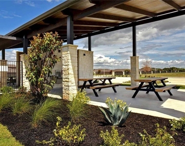 120 Declaration Ln - Photo Thumbnail 26