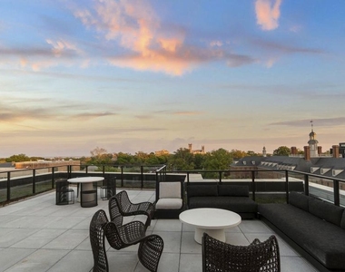 4000 Wisconsin Avenue Nw - Photo Thumbnail 6