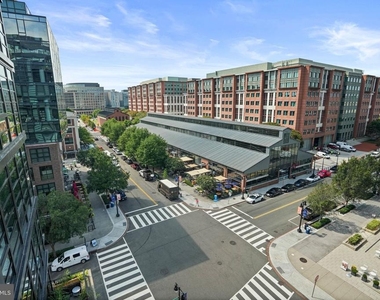 1300 4th Street Se - Photo Thumbnail 24