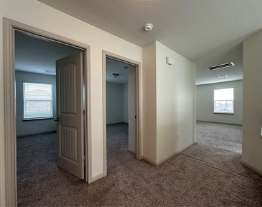1440 Fairhaven Gtwy - Photo Thumbnail 23