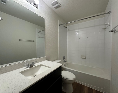 1440 Fairhaven Gtwy - Photo Thumbnail 21