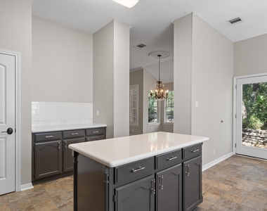 3503 Latimer Dr - Photo Thumbnail 14