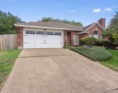 3503 Latimer Dr - Photo Thumbnail 2