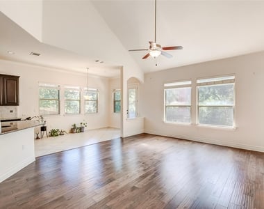15517 Bended Knee Dr - Photo Thumbnail 10