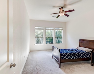 15517 Bended Knee Dr - Photo Thumbnail 17