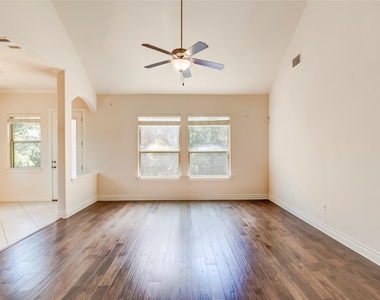 15517 Bended Knee Dr - Photo Thumbnail 7