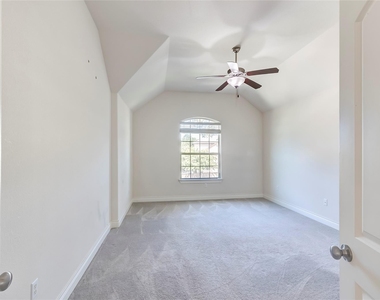 15517 Bended Knee Dr - Photo Thumbnail 27