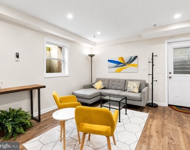 1625 1st Street Ne - Photo Thumbnail 4