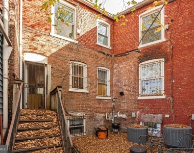 725 Florida Avenue Ne - Photo Thumbnail 27