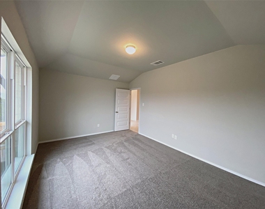 20915 Oak Dale Dr - Photo Thumbnail 11