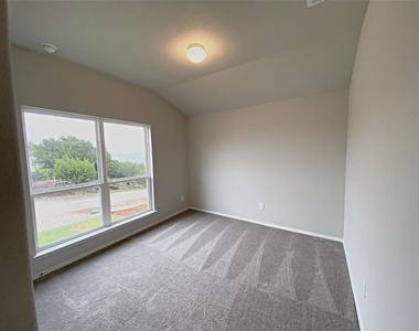 20915 Oak Dale Dr - Photo Thumbnail 16