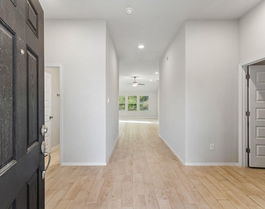 20915 Oak Dale Dr - Photo Thumbnail 8