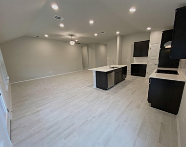 20915 Oak Dale Dr - Photo Thumbnail 6