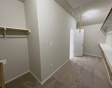 20915 Oak Dale Dr - Photo Thumbnail 23
