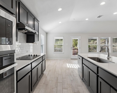 20915 Oak Dale Dr - Photo Thumbnail 13