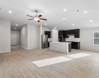20915 Oak Dale Dr - Photo Thumbnail 10