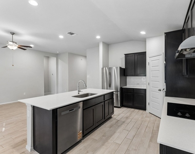 20915 Oak Dale Dr - Photo Thumbnail 14
