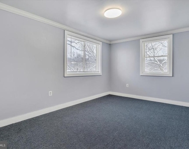 2850 Hartford Street Se - Photo Thumbnail 9