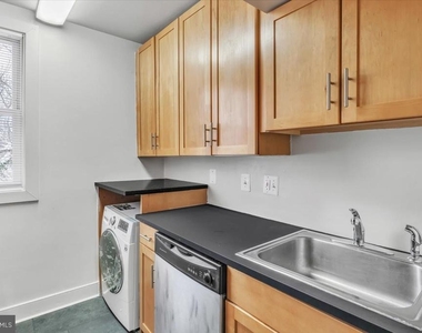 2850 Hartford Street Se - Photo Thumbnail 3
