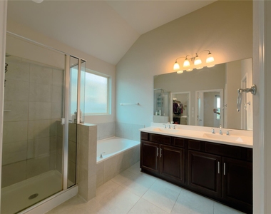 2743 Enza Ct - Photo Thumbnail 24