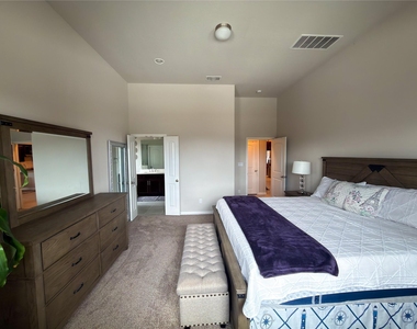 2743 Enza Ct - Photo Thumbnail 16