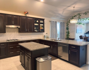 2743 Enza Ct - Photo Thumbnail 6