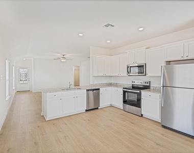 14704 Wahlbergs Way - Photo Thumbnail 3