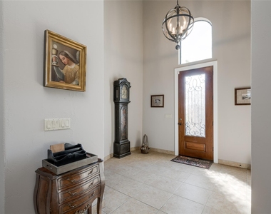404 Bendito Way - Photo Thumbnail 21
