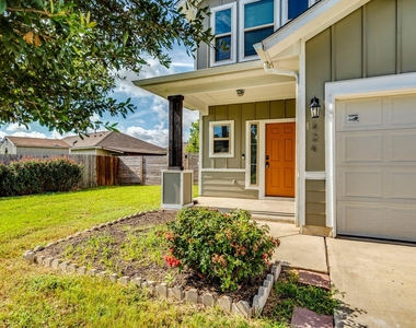 424 Wapiti Rd - Photo Thumbnail 5