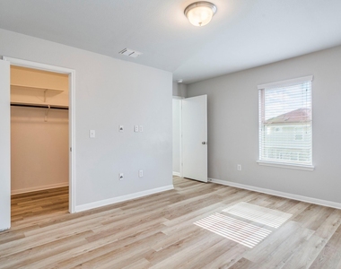 424 Wapiti Rd - Photo Thumbnail 17