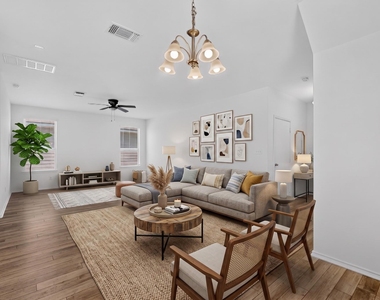 225 English Oak St - Photo Thumbnail 3