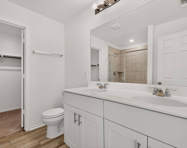 225 English Oak St - Photo Thumbnail 11