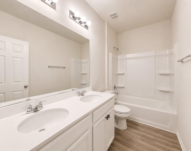 220 Pepperbark Loop - Photo Thumbnail 20