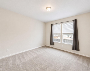 220 Pepperbark Loop - Photo Thumbnail 16