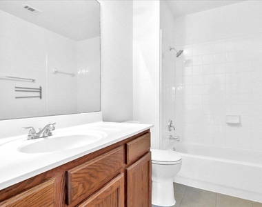 1402 Grafton Ln - Photo Thumbnail 18